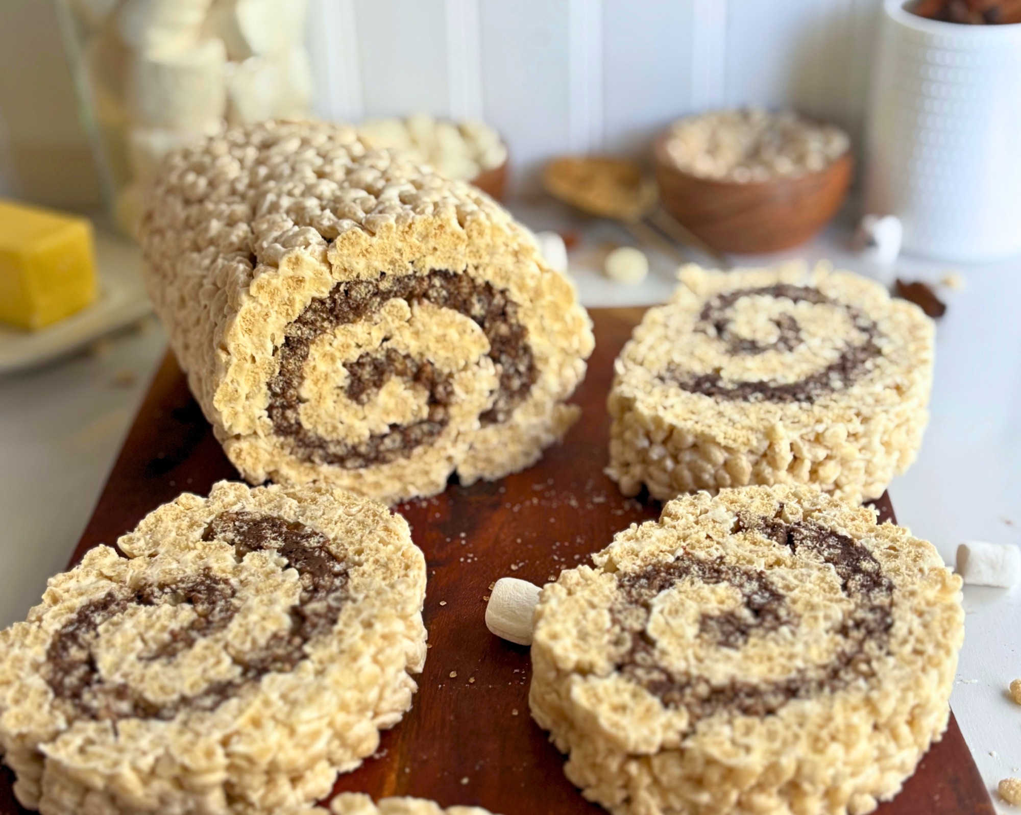 Cinnamon Roll Rice Krispie Treats with a Real Swirl